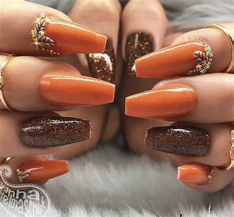 cute fall acrylic nail ideas